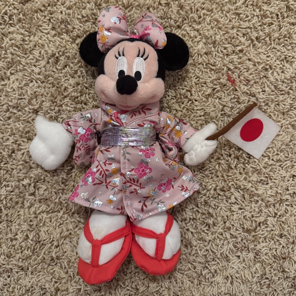 Japan Minnie Mouse